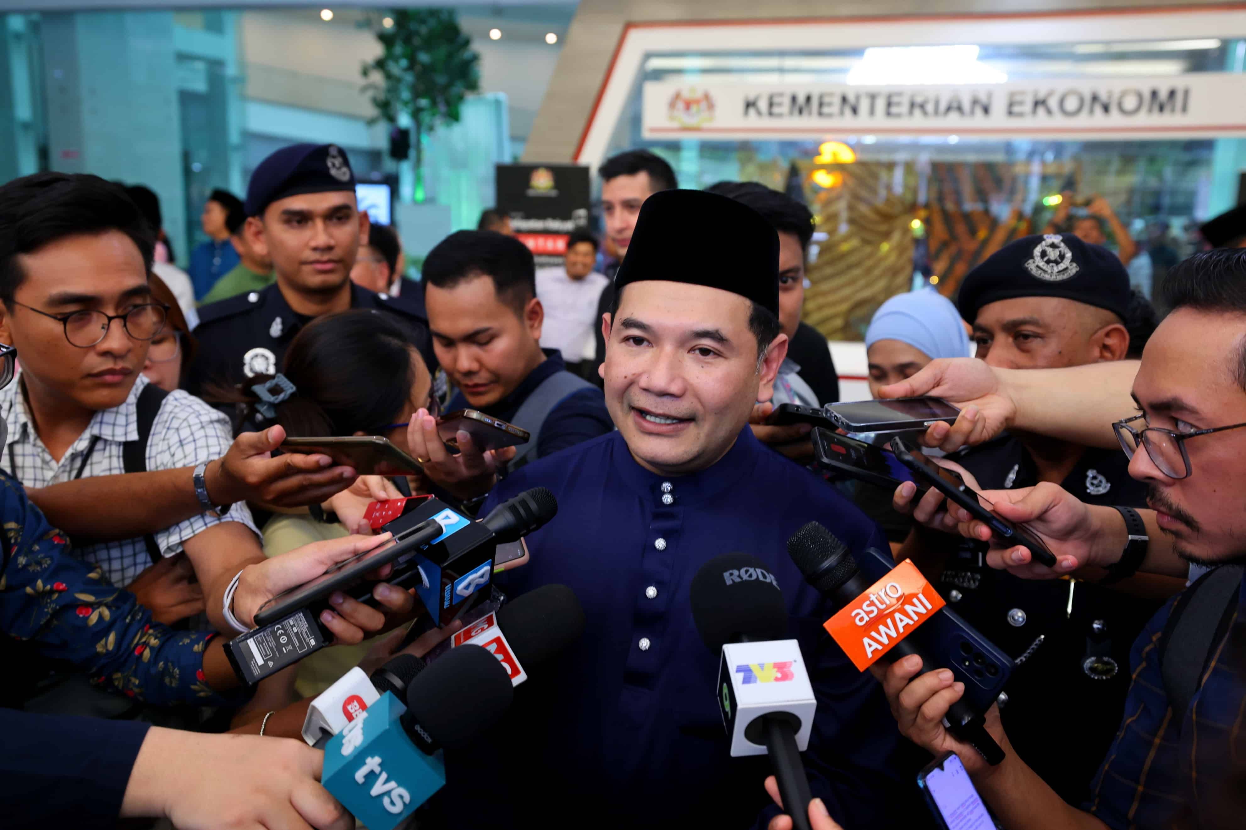 国行上调隔夜政策利率  拉菲兹：助政府审慎管理开销