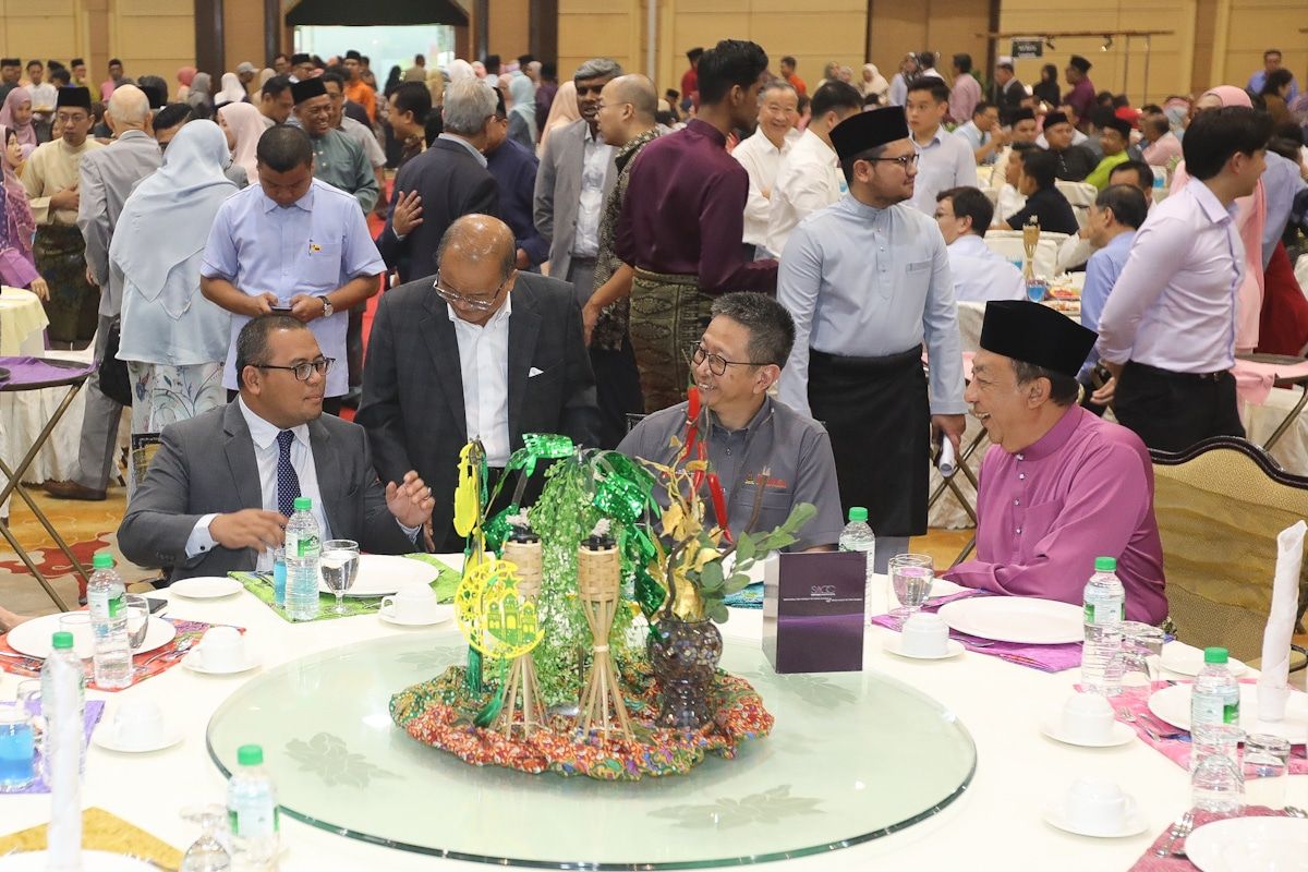 2,000 guests throng 2023 PKNS Aidilfitri open house