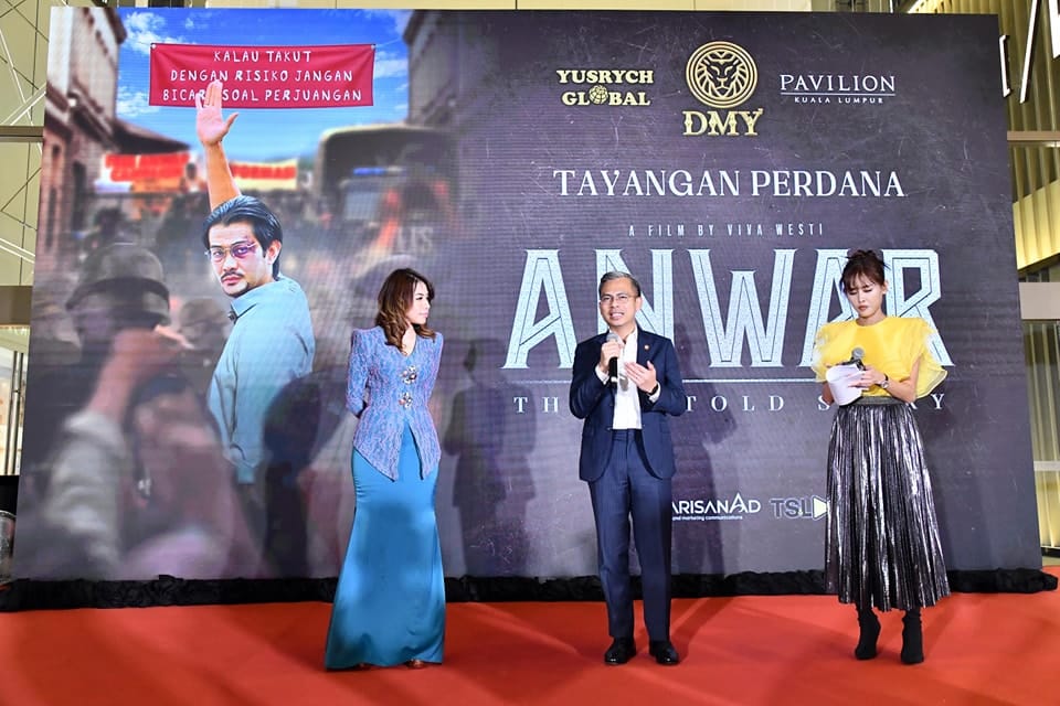 Menteri ajak orang ramai tonton filem "Anwar: The Untold Story" di pawagam mulai 18 Mei