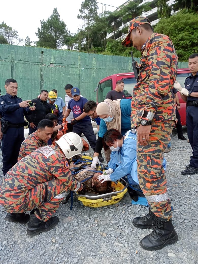 老翁巡工程滑倒 坠落云顶峡谷死亡