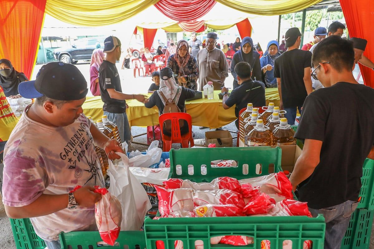 Barangan asas jualan murah DUN Pelabuhan Klang habis dijual dalam tempoh dua jam
