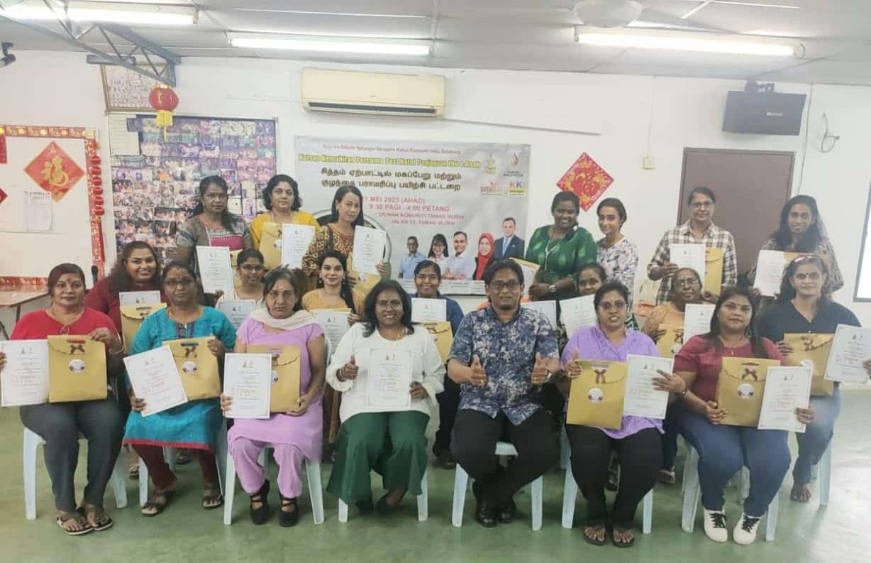 பலாக்கோங் தொகுதியில் “சித்தம்“ ஏற்பாட்டில் நடைபெற்ற குழந்தை பராமரிப்பு பயிற்சியில் 20 பேர் பங்கேற்பு