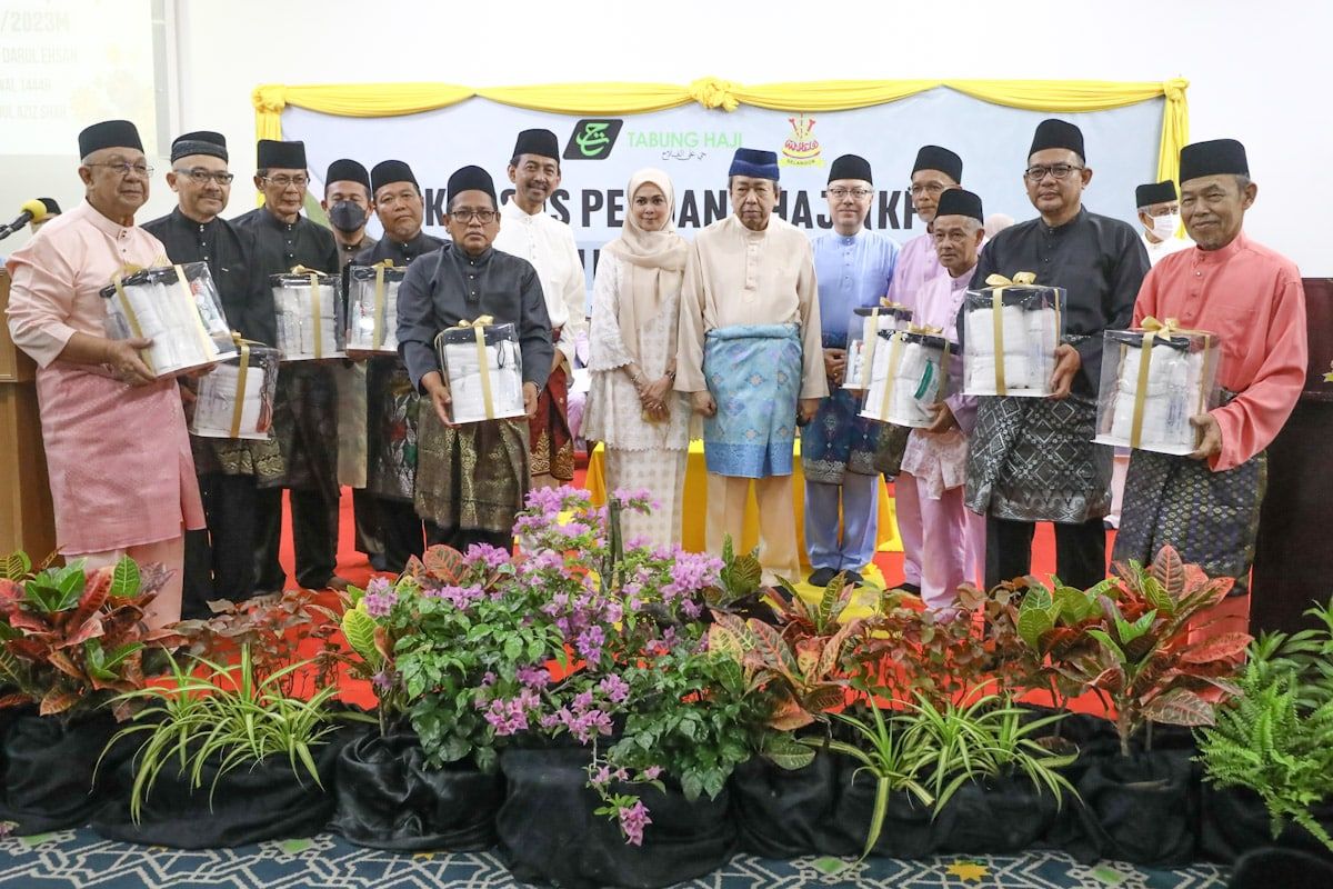 Sultan titah jemaah haji kekal disiplin, jaga nama baik Selangor dan Malaysia