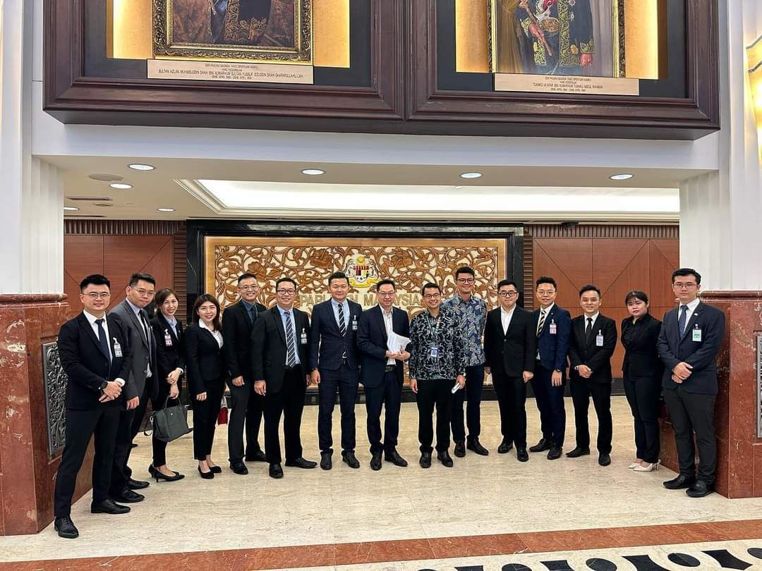 蓝眼与青运交流时下课题 李健聪：扩大青年房屋计划刻不容缓