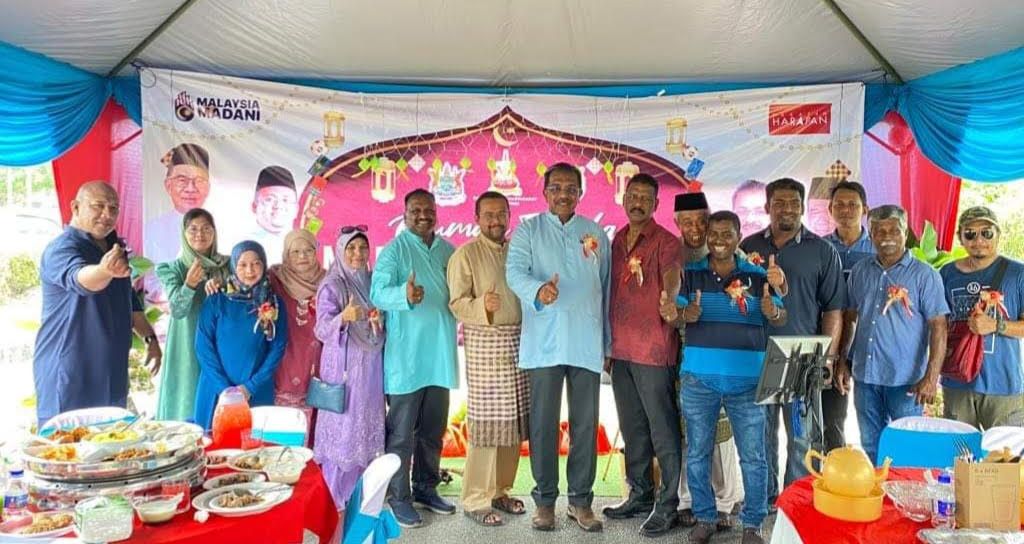  செந்தோசா தொகுதி ஏற்பாட்டில் தாமான் மஸ்னாவில் நோன்புப் பெருநாள் உபசரிப்பு