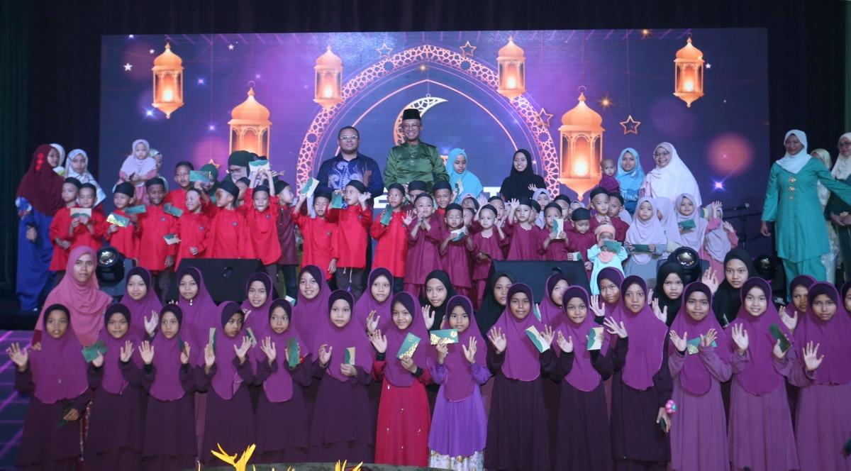 Anak yatim, warga emas dirai sempena rumah terbuka Kumpulan Selgate