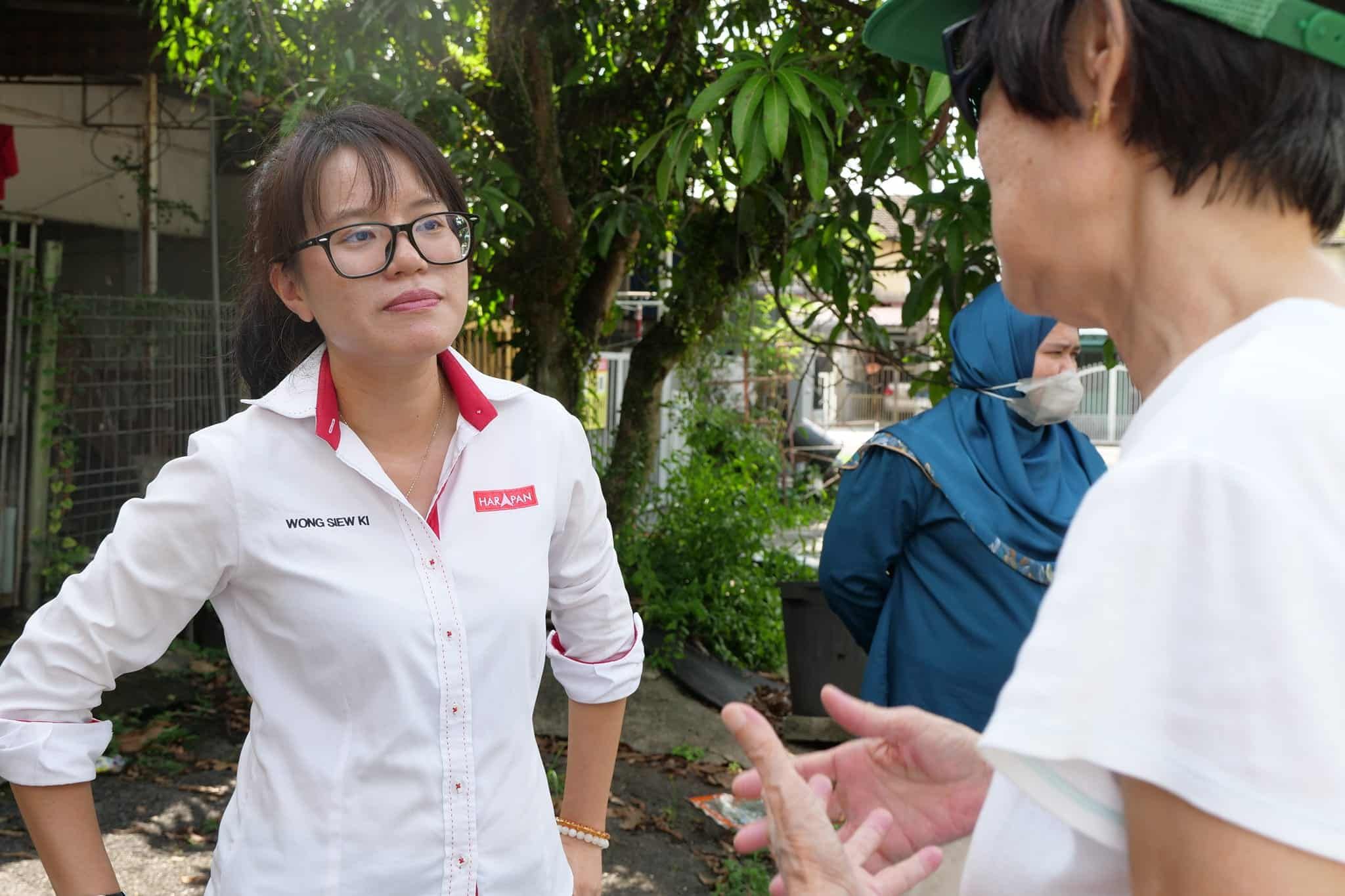 加影市会重铺3烂路  解决万年花园闪电水灾