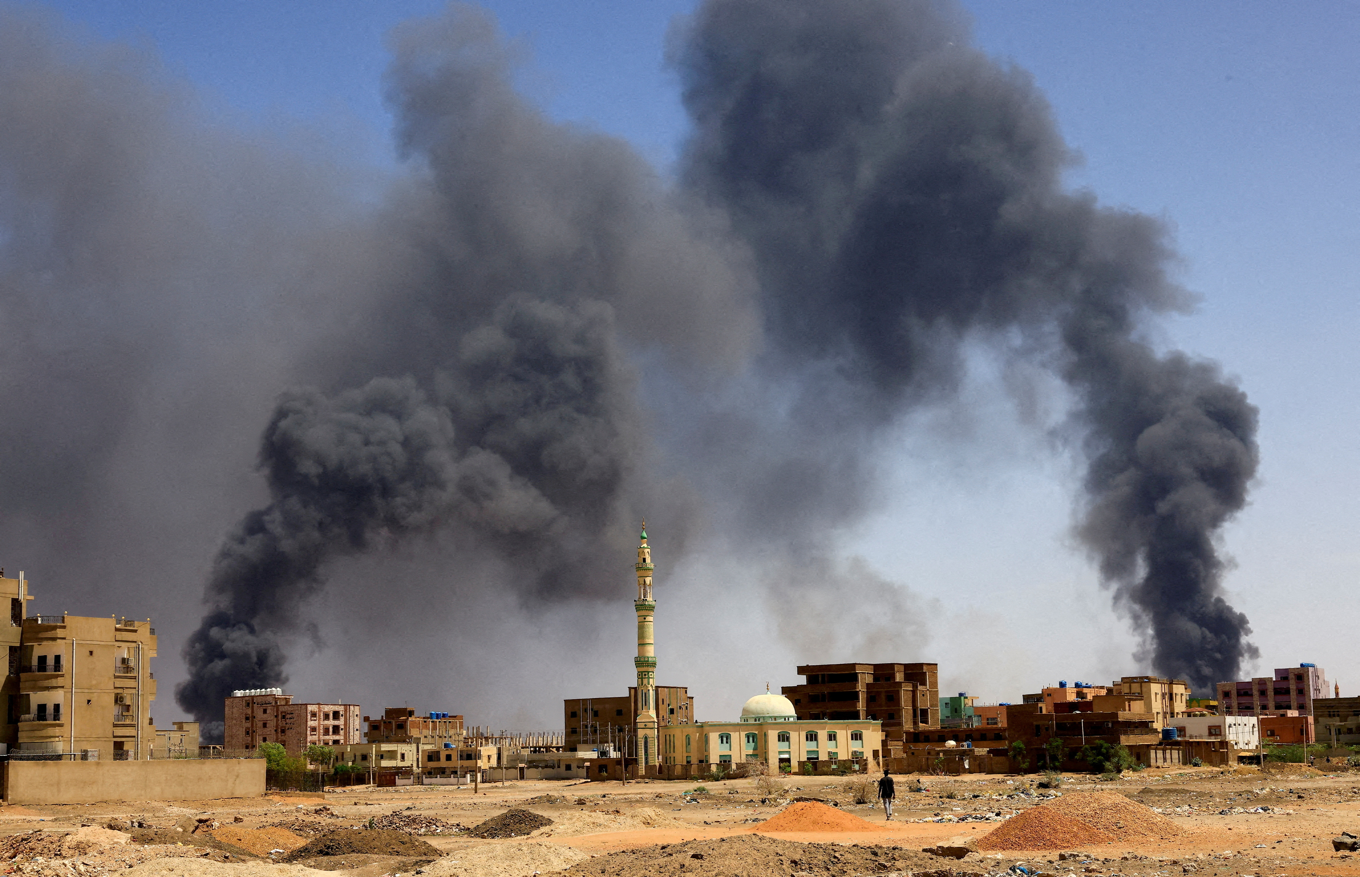 Warring factions in Sudan agree to temporary ceasefire — US - Saudi mediators