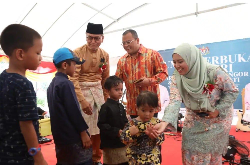 国州议员联办开斋节开放门户  2000民众同欢共庆