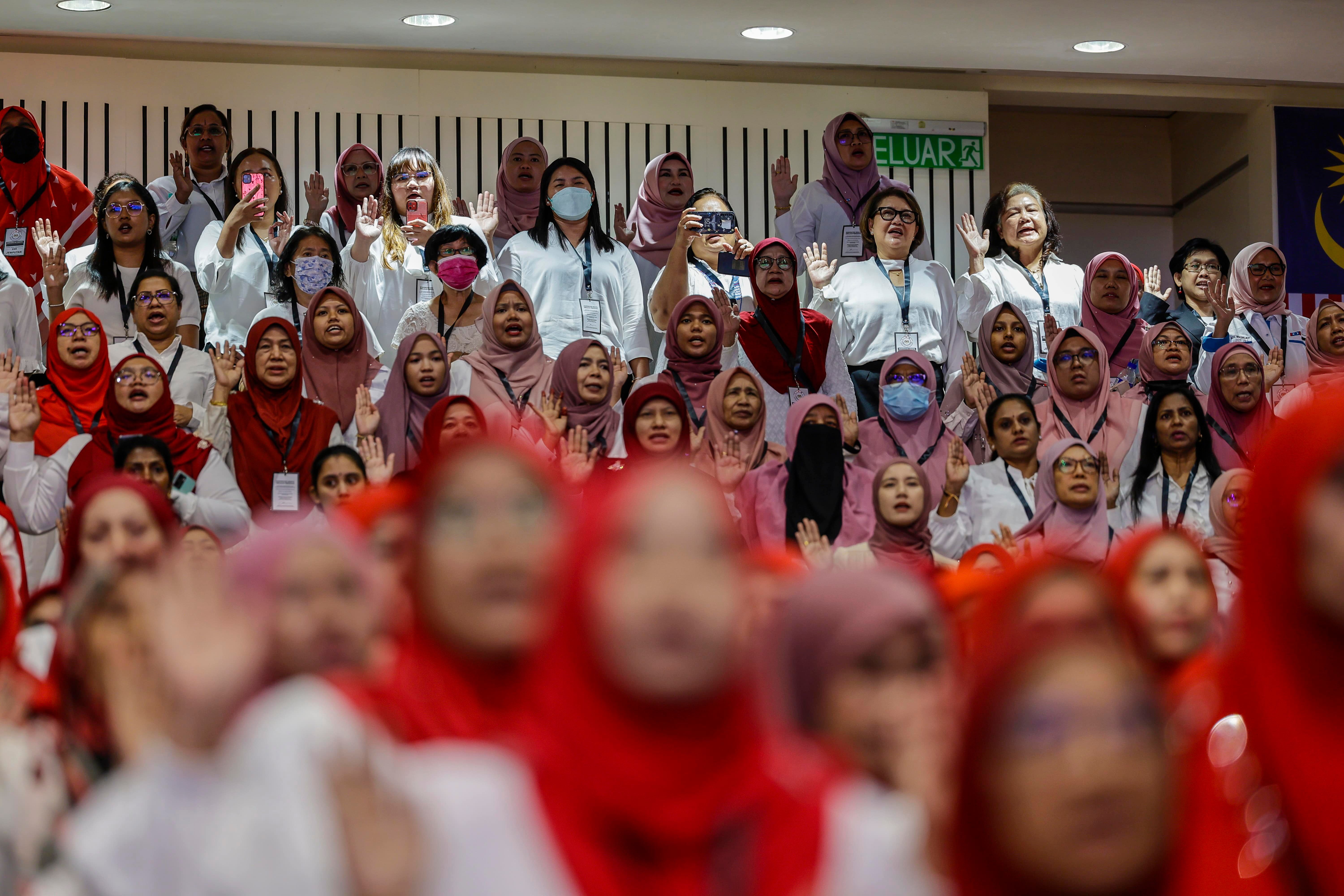 团结妇女大会提性别平等课题  冀提高女性劳力参与度