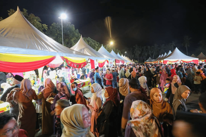 Rumah terbuka Sabak Bernam lakar sejarah dihadiri lebih 10,000 pengunjung, paling meriah
