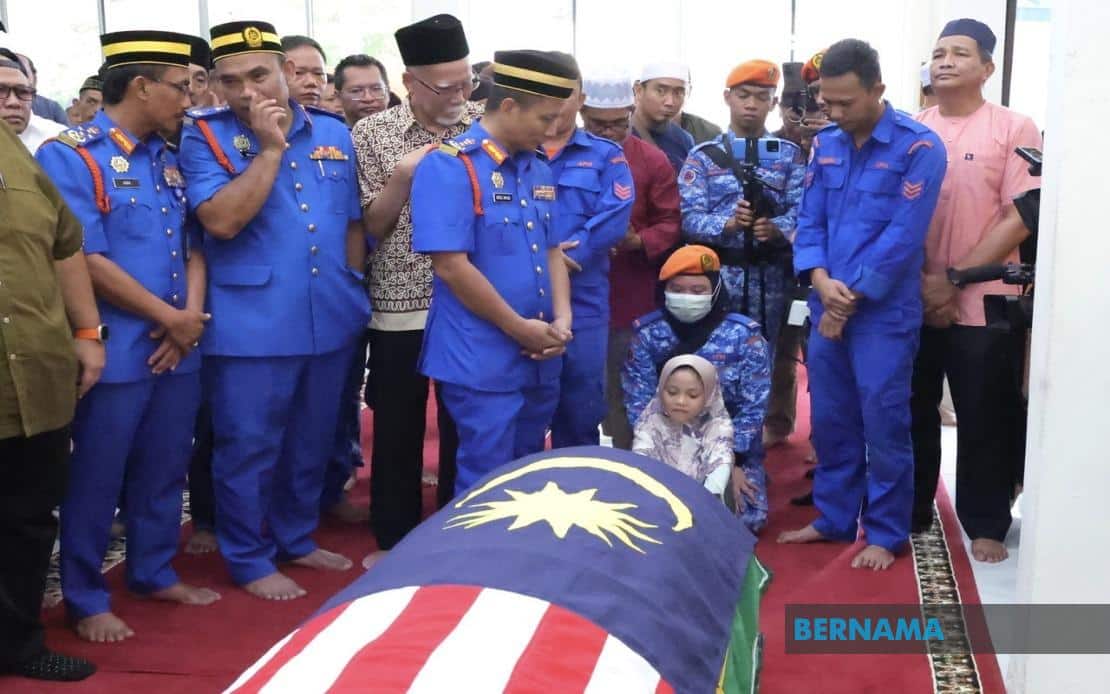 Mt Everest climber Awang Askandar laid to rest in Sabah