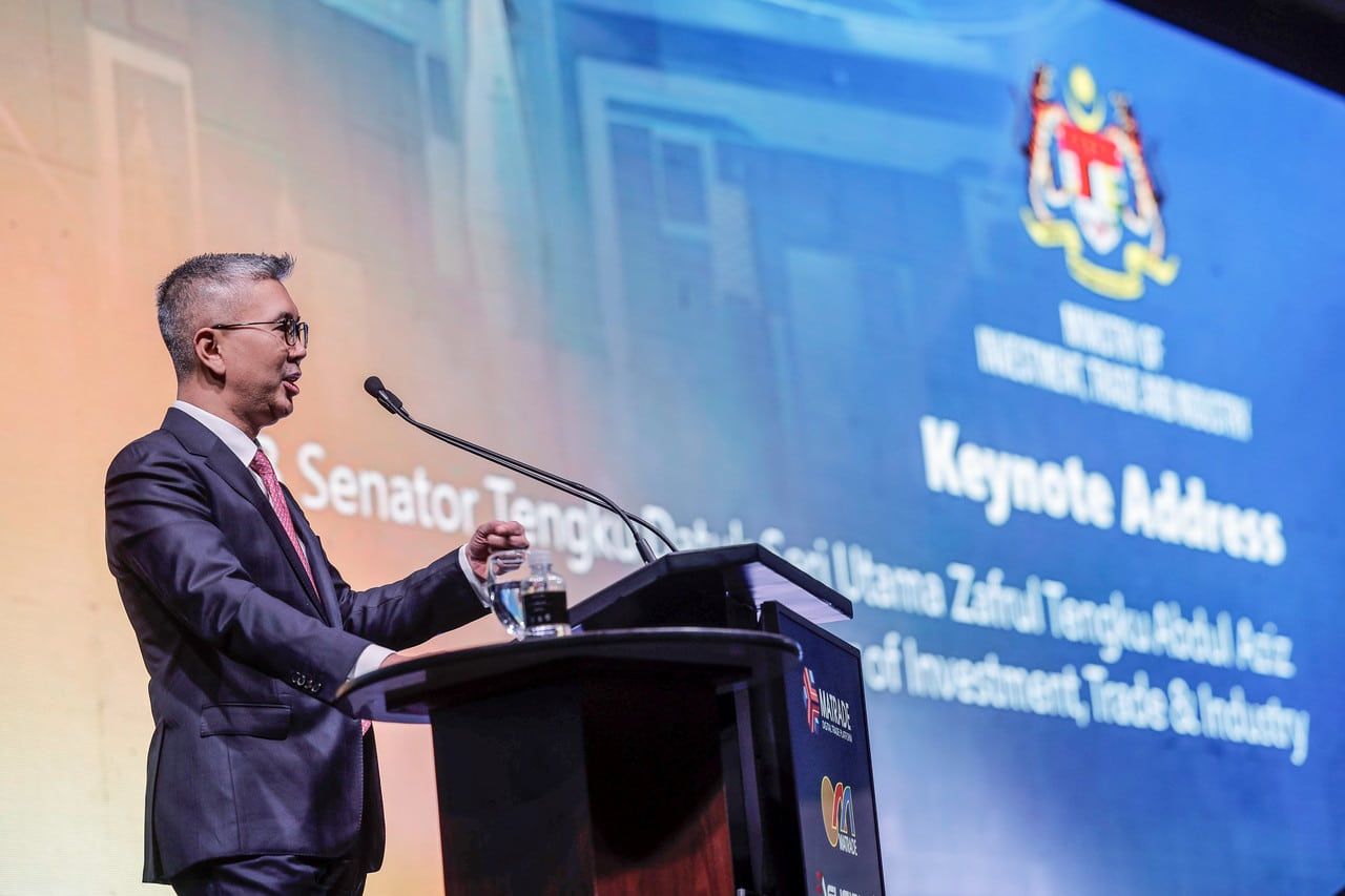 Malaysia, Singapore to boost bilateral trade in digital and green economy - Tengku Zafrul