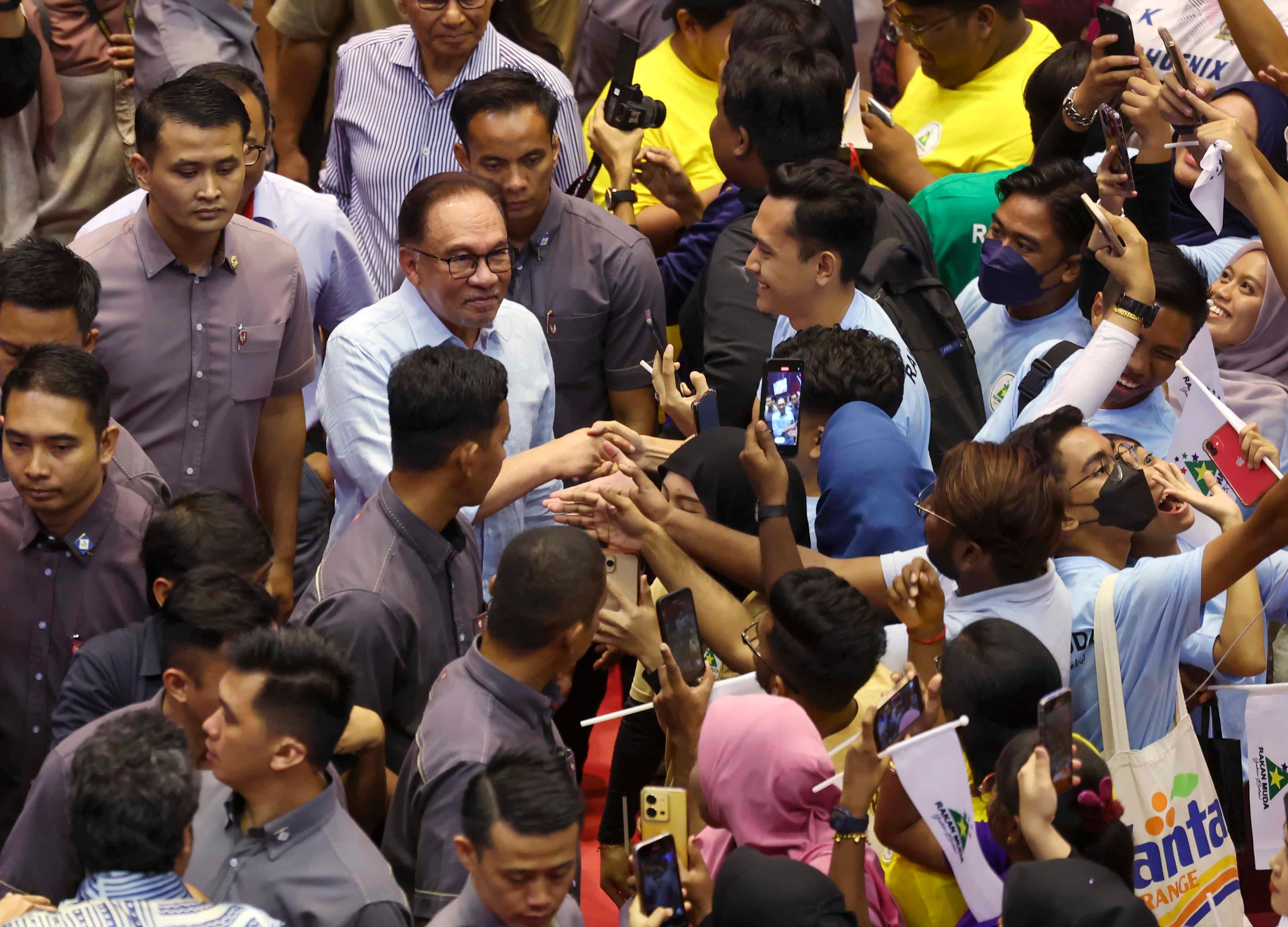 首相官邸商备战州选？ 安华：只是平常汇报会