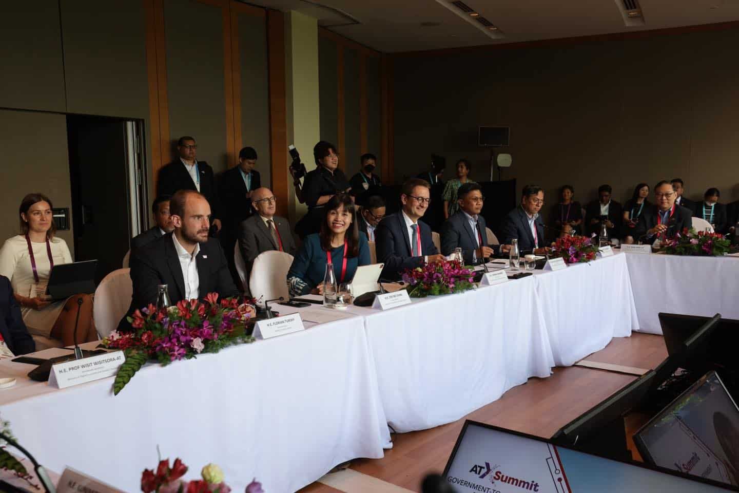 张念群冀东盟联手促OTT配合 多国共享资讯有助打击网骗