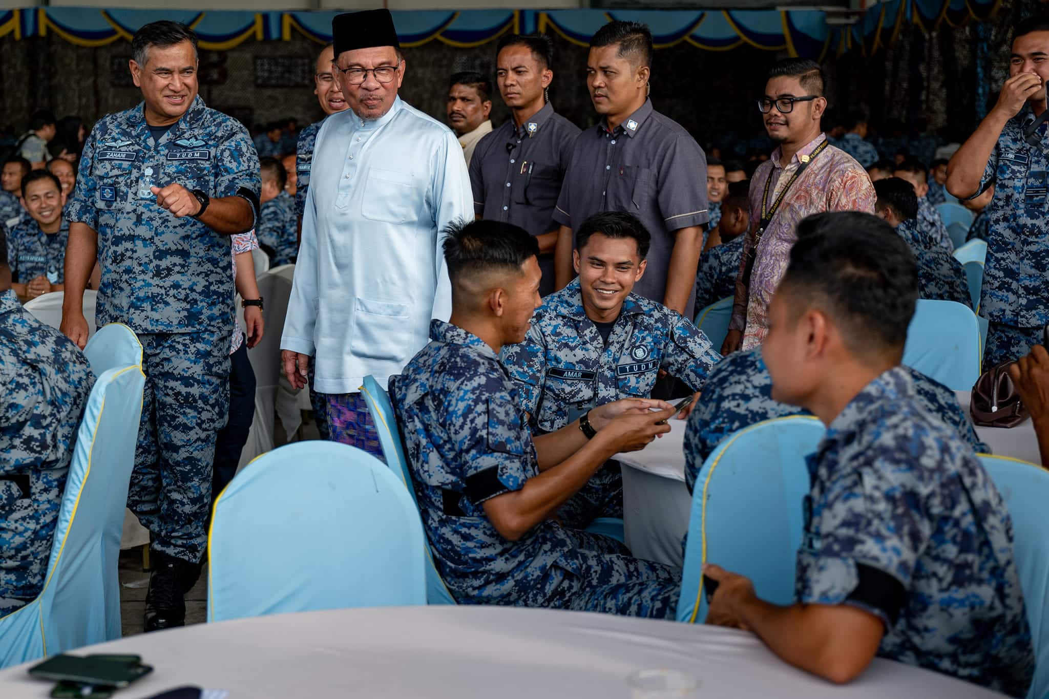 Anwar tells politicians, agents not to get involved in military assets procurement