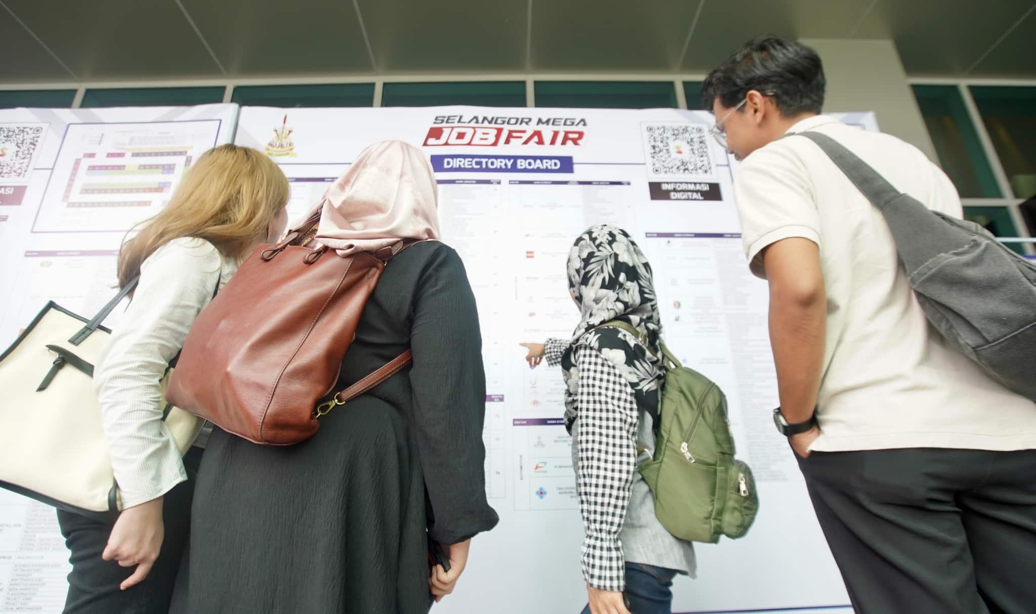 Bilangan penganggur berkurang kepada 557,800 pada suku kedua tahun ini