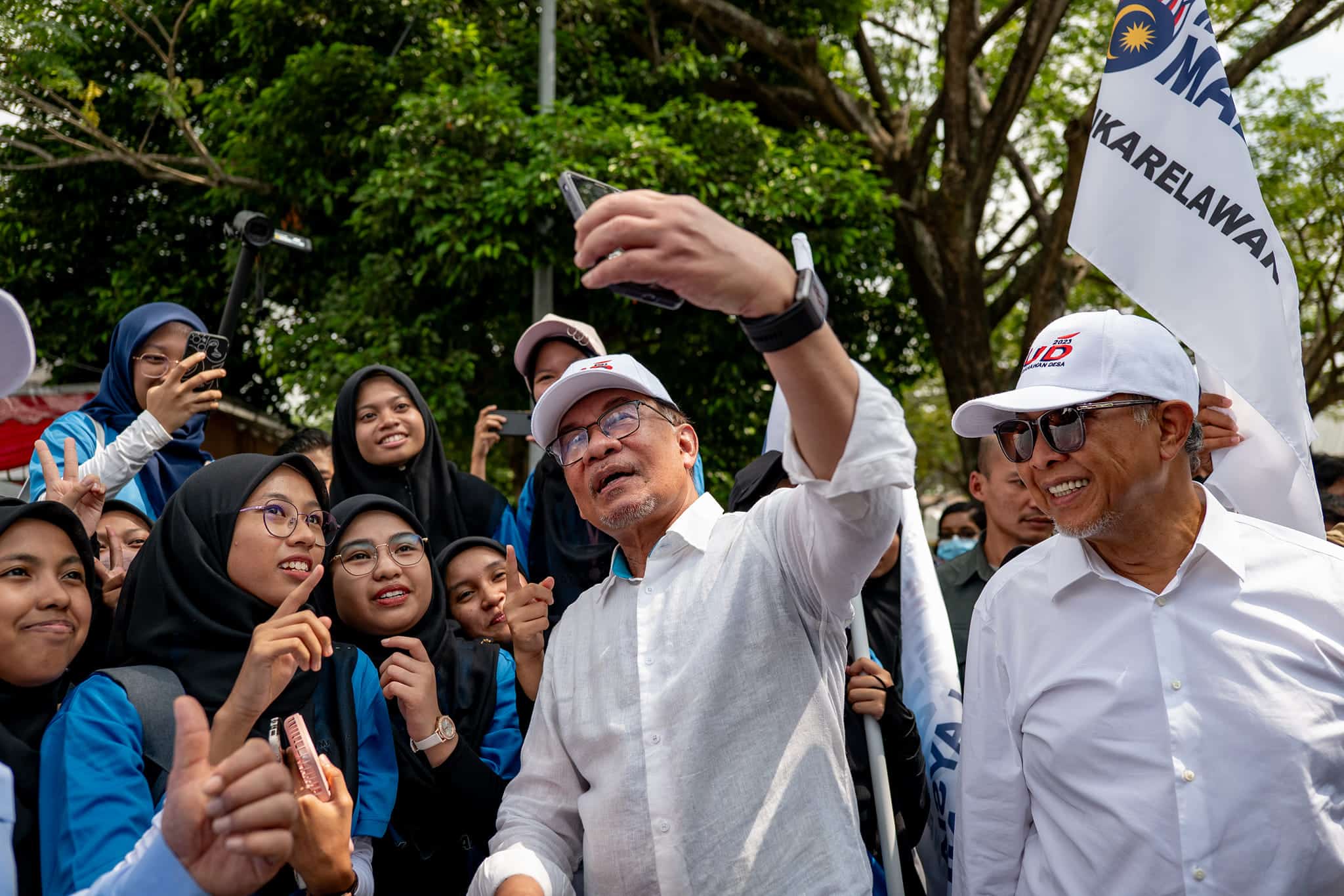Use influence, power to deliver best service to rakyat — PM Anwar