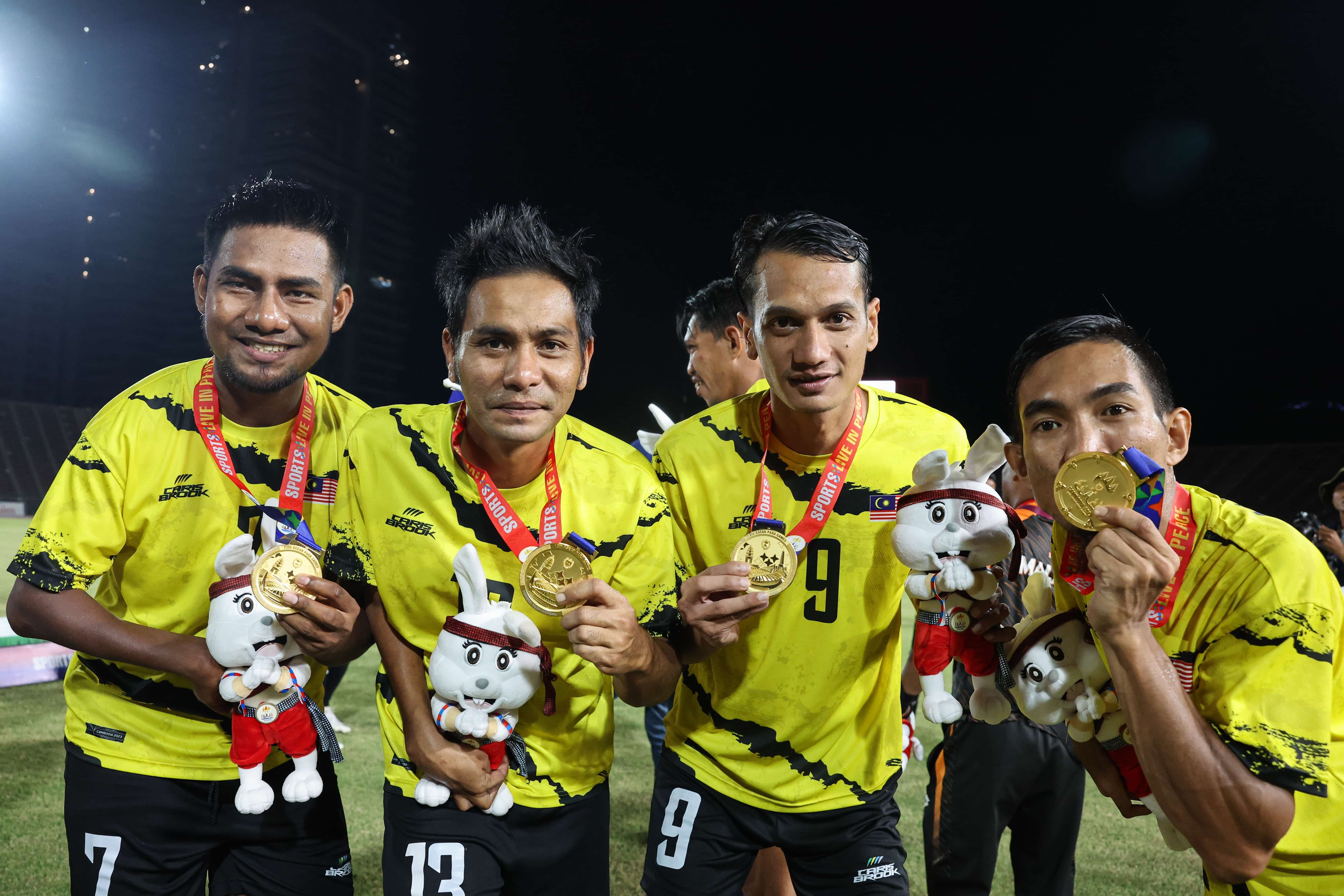 Skuad bola sepak cerebral palsy raih emas, tamat kemarau 10 tahun