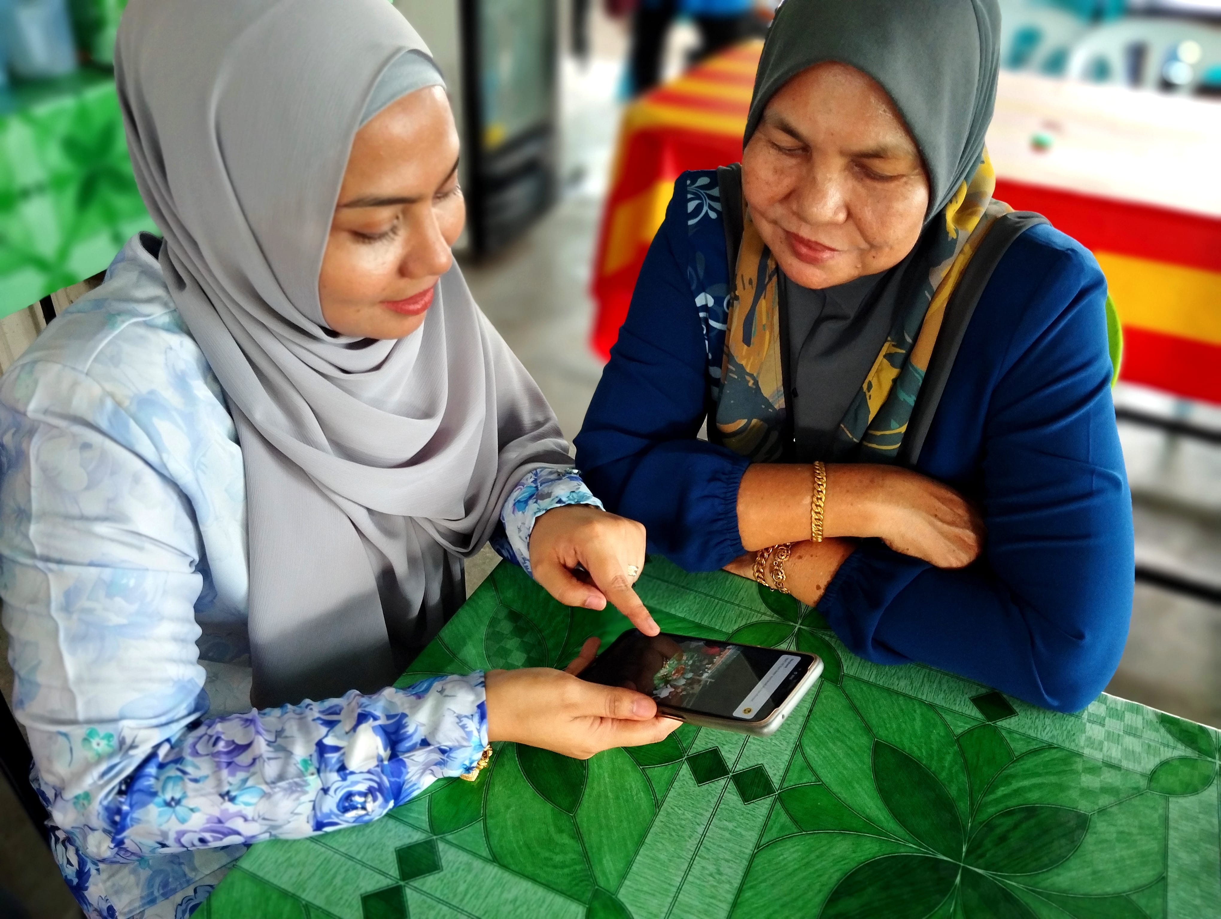Dua dekad berniaga, ibu tunggal teruja sedia juadah buat PM