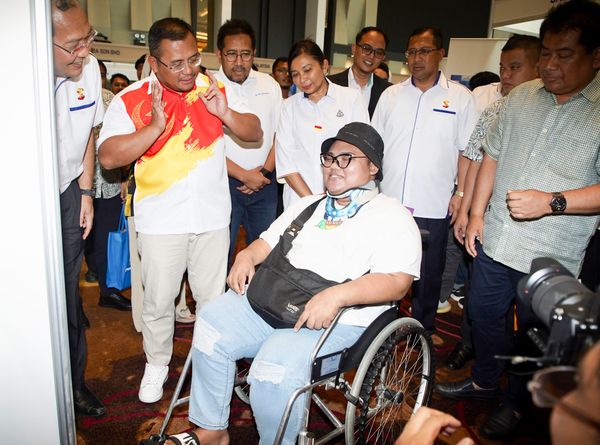 MB: 5,000 kakitangan kontrak negeri diserap ke jawatan tetap