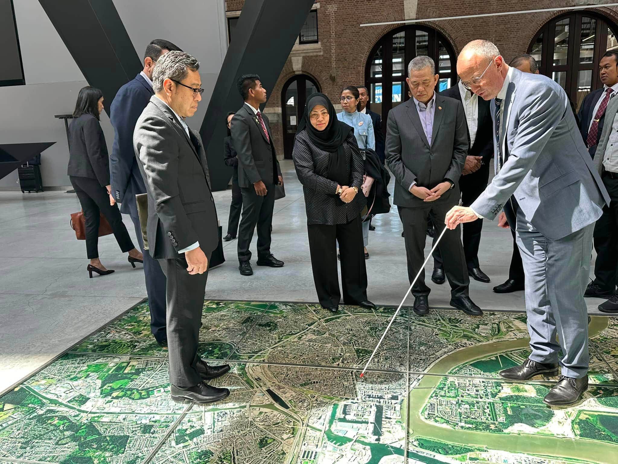 大马有意重启欧盟自贸谈判 法迪拉：棕油需获公平待遇