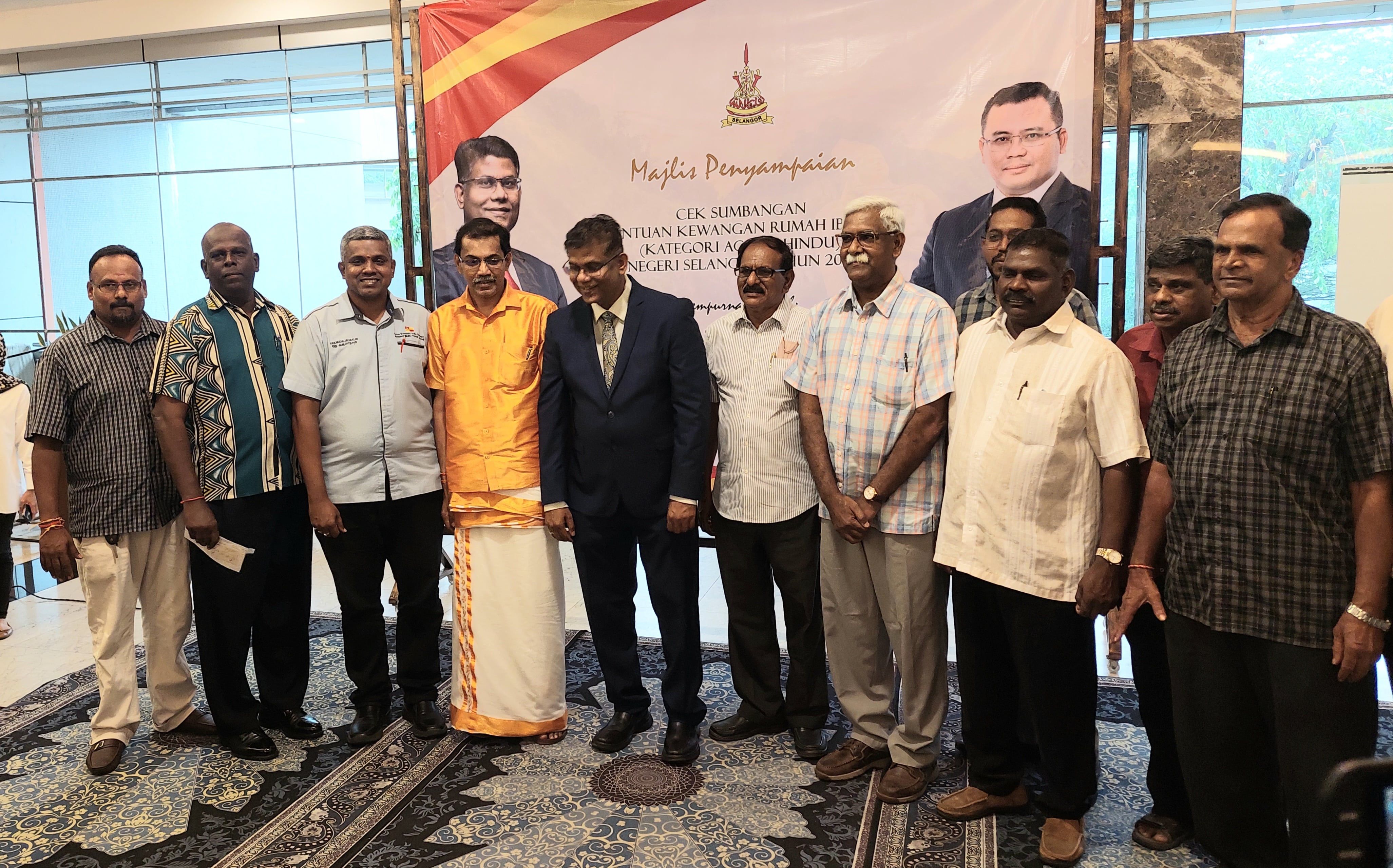 சிலாங்கூரிலுள்ள வழிபாட்டுத் தலங்களுக்கு 2014 முதல் 1.7 கோடி வெள்ளி  மானியம்- மாநில அரசின் வரலாற்றுச் சாதனை