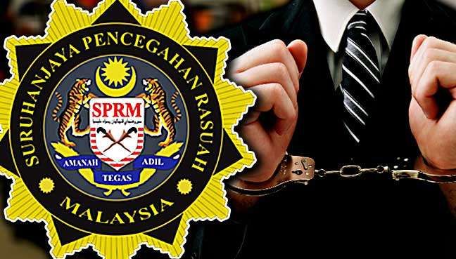 ஊழலை அம்பலப்படுத்திய 514 அரசு ஊழியர்களுக்கு வெ.10 லட்சம் வெகுமதி