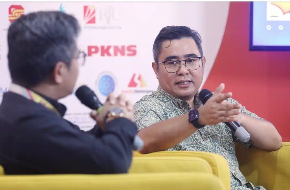 雪大臣机构从不忽略各群体需要  将为漫画家作家伸援手助宣传作品