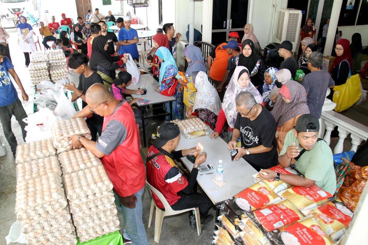Jualan murah DUN Seri Serdang diteruskan ke masjid, surau