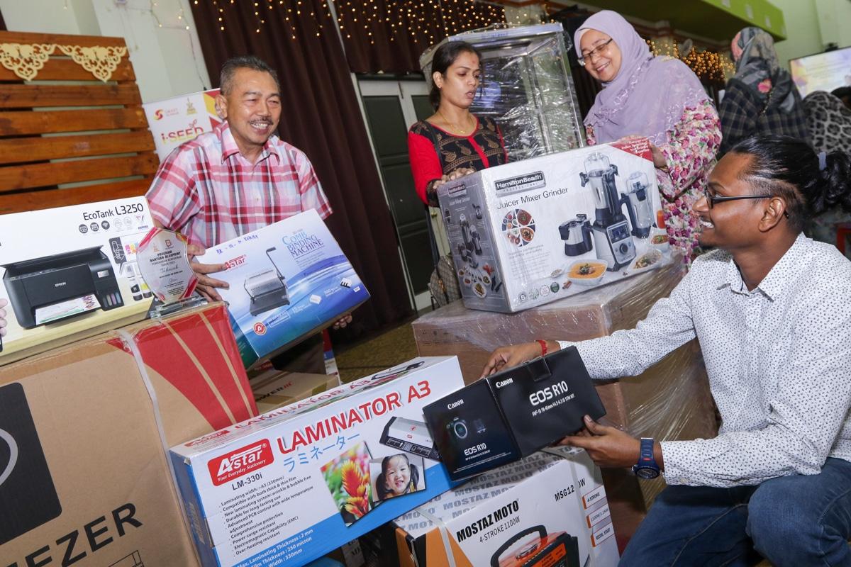 Tekad bantu miskin bandar, EXCO hasrat tawar kursus, perluas bantuan alat niaga