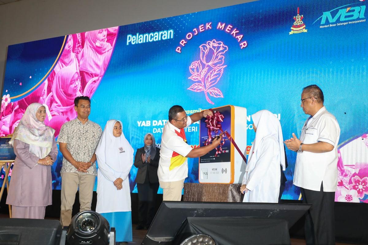 Projek beri tuala wanita percuma melalui mesin layan diri bermula