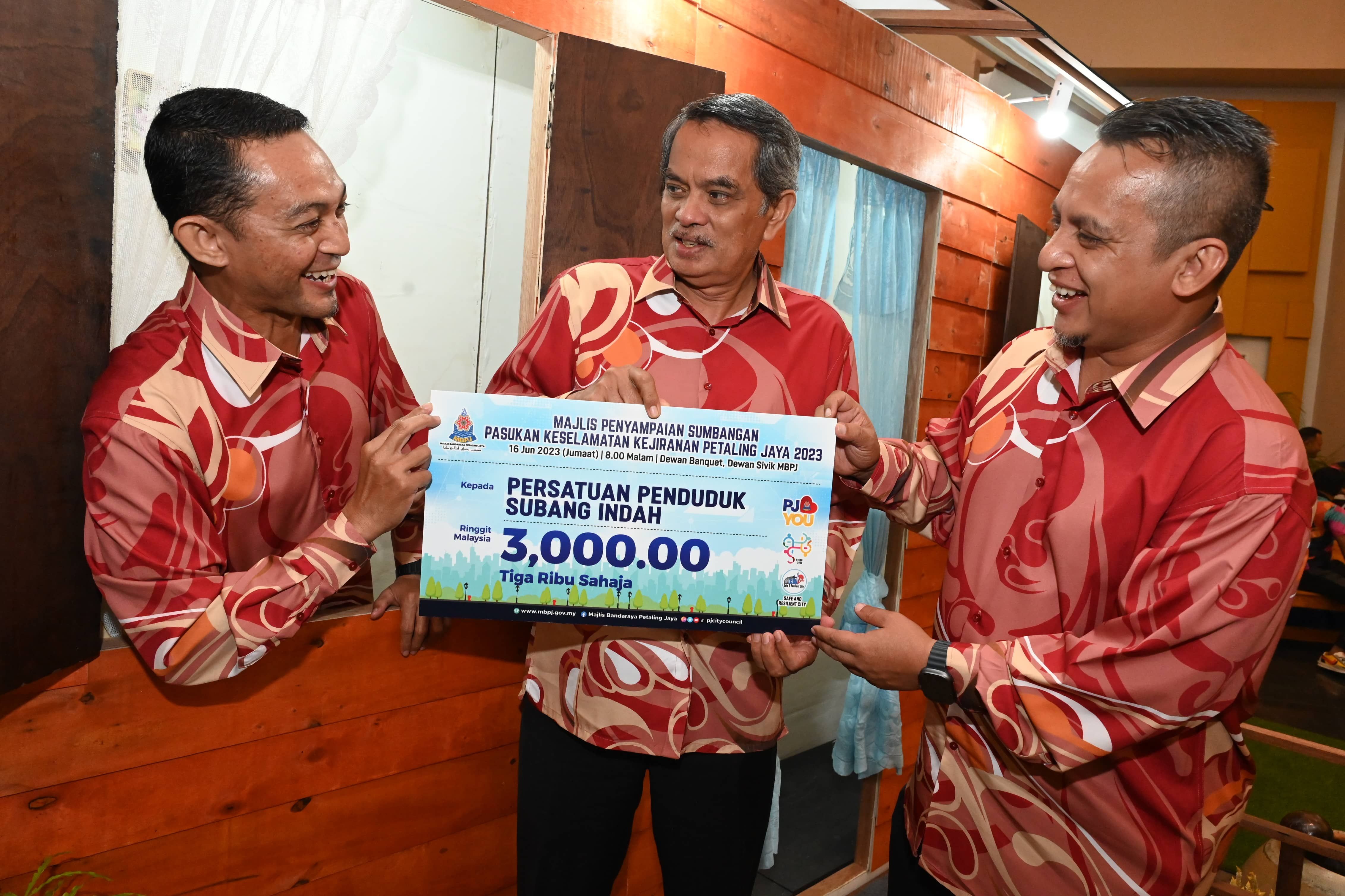 MBPJ agih sumbangan RM396,000 kepada 132 pasukan keselamatan kejiranan