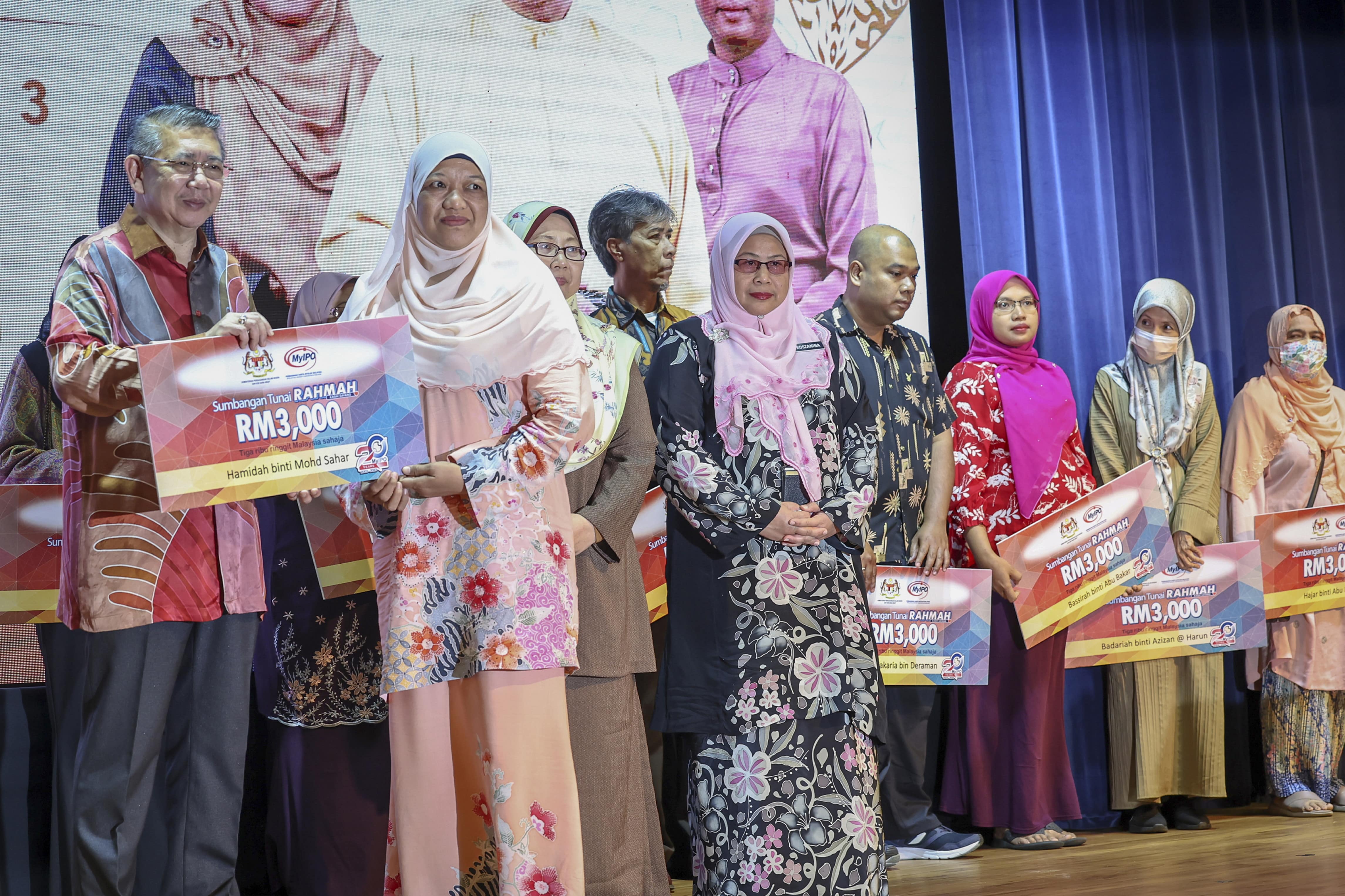 Sumbangan Tunai Rahmah bantu persiapan Aidiladha, belanja sekolah anak-anak