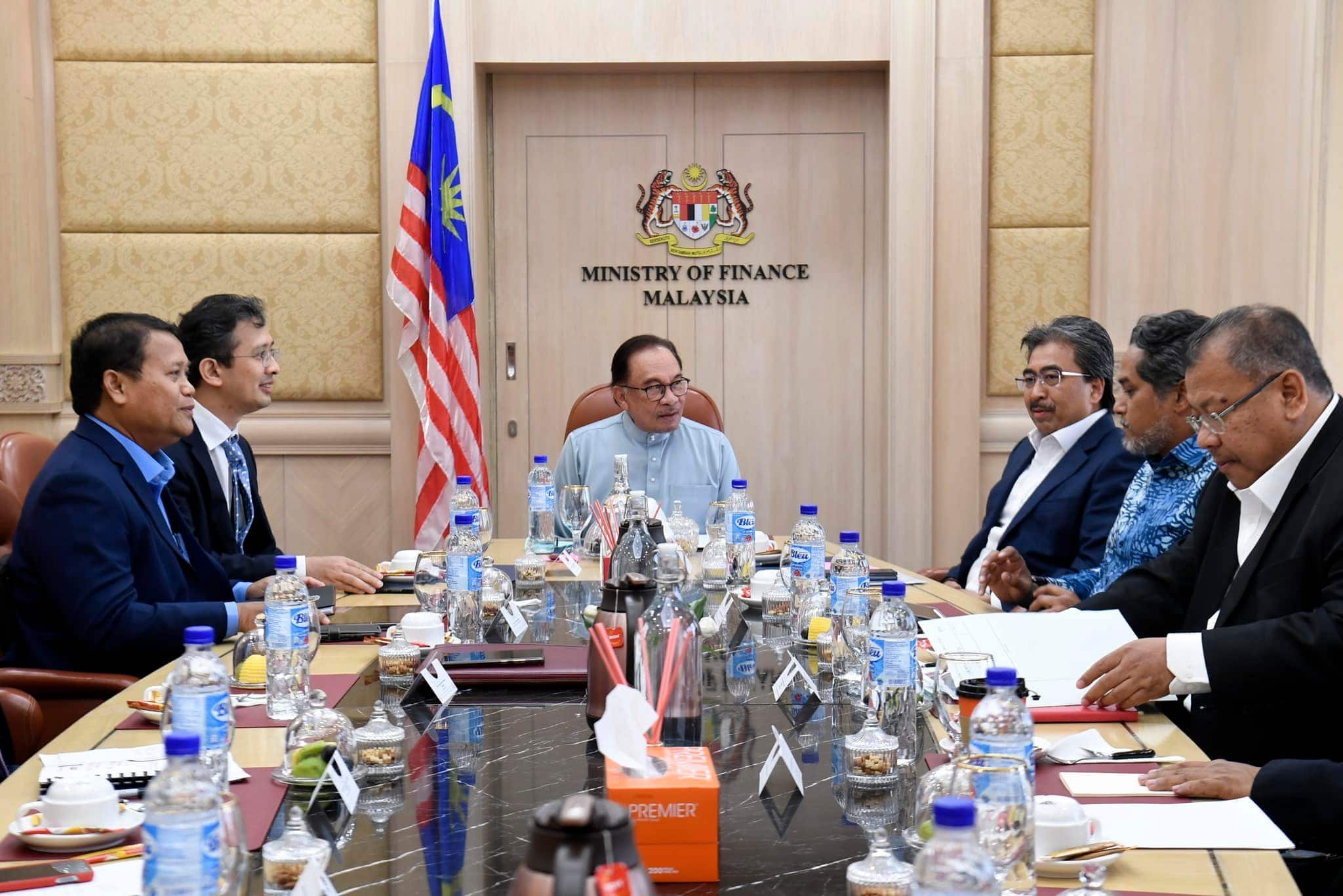 Limited time to resolve problems affecting national economy — PM