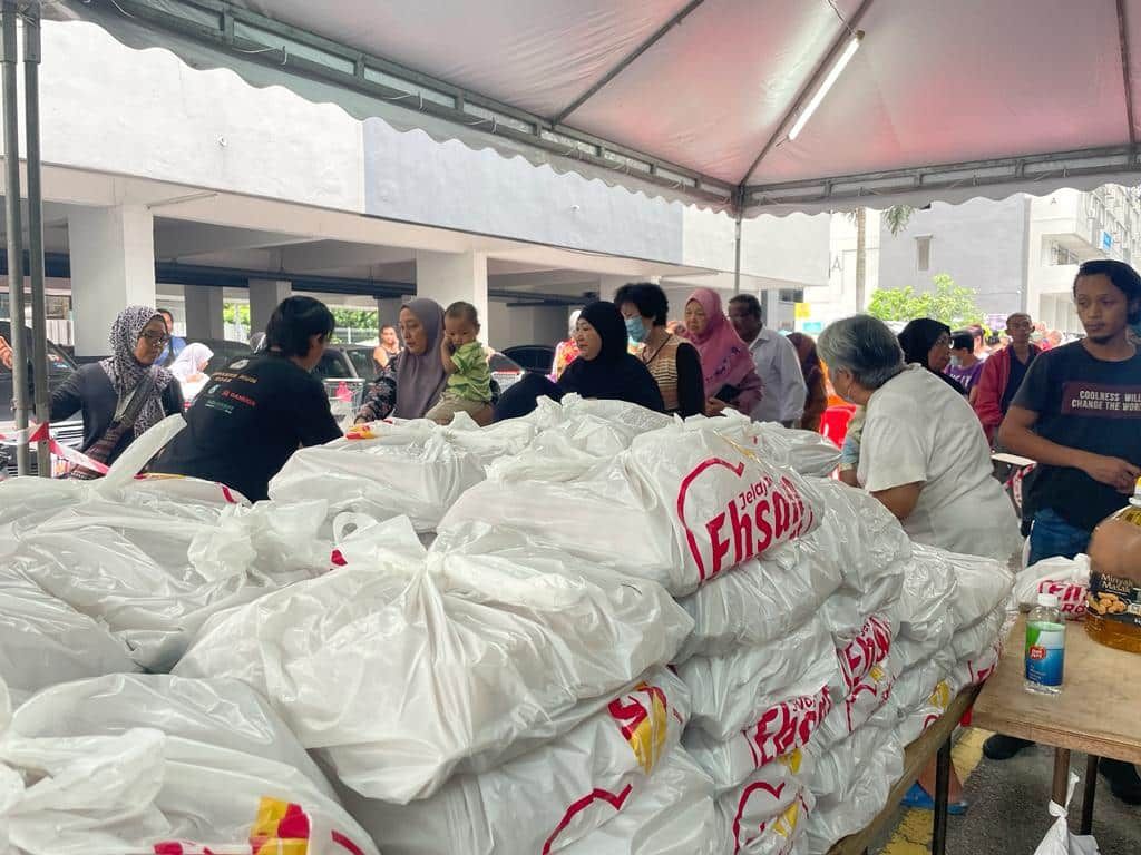 Jualan murah tawar produk berkualiti, jimat belanja penduduk