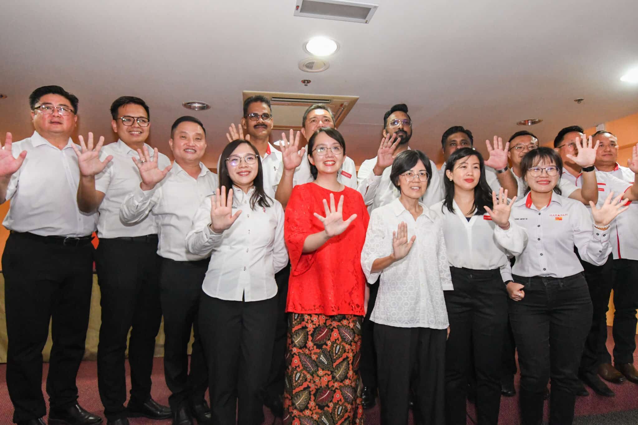 希盟.国阵11女将上阵雪州选举