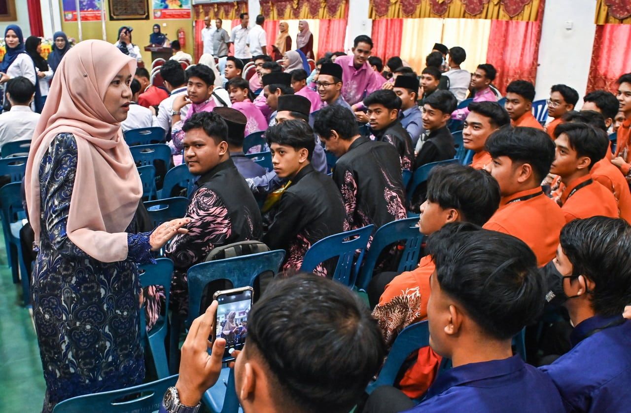 雪州大学4年有94人因贫困欲停学  大臣：校方提供各类计划助完成学业