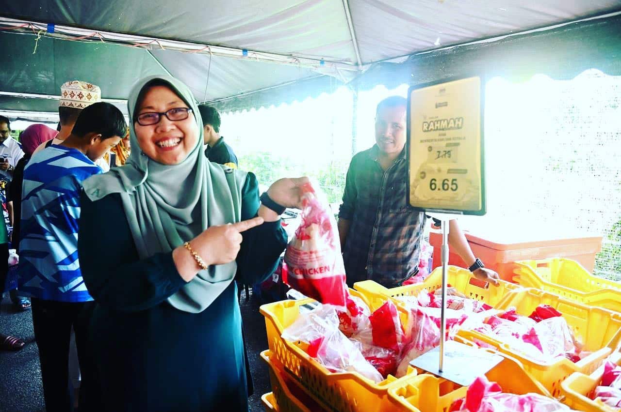 Minister: Malaysians should be proud of local products