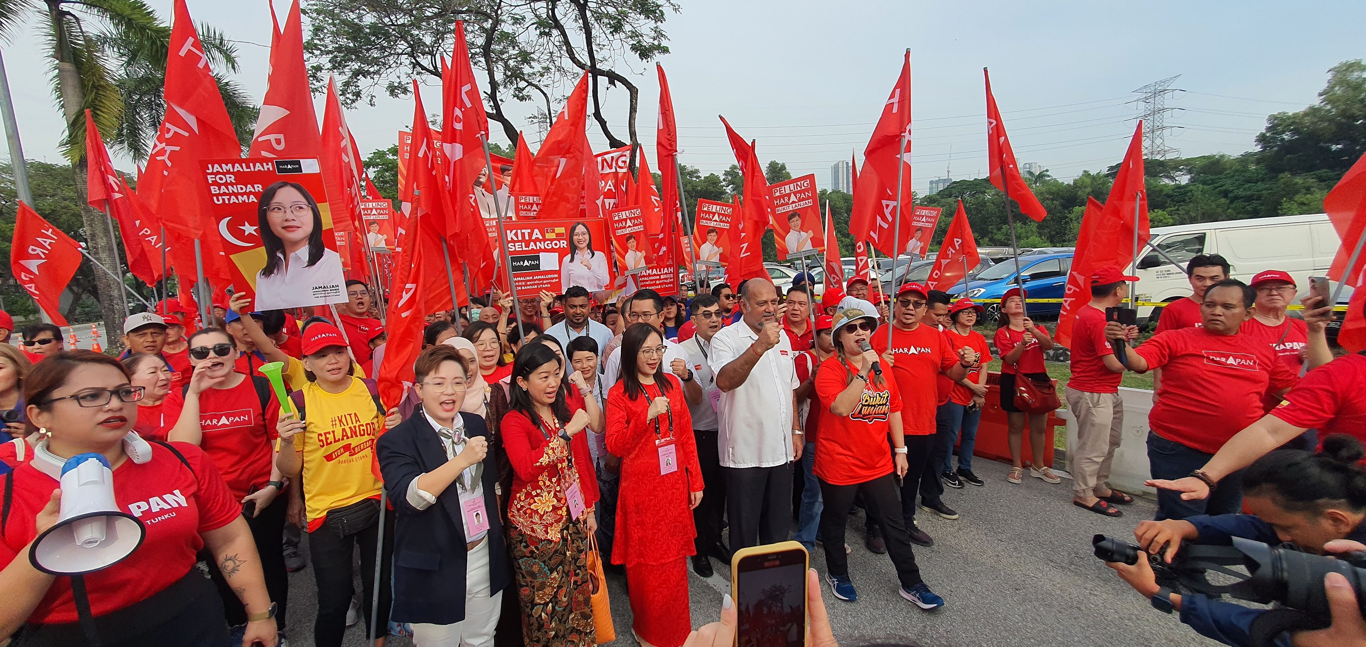 哥宾星看好3女将旗开得胜   冀选民支持保雪希盟政权