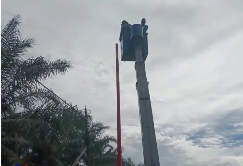 摩立选区安装13盏LED路灯  加强照明降低意外风险