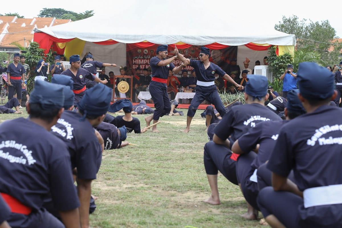 Silat bukan sukan ‘anak tiri’, Selangor salur RM100,000 sokong pembangunan