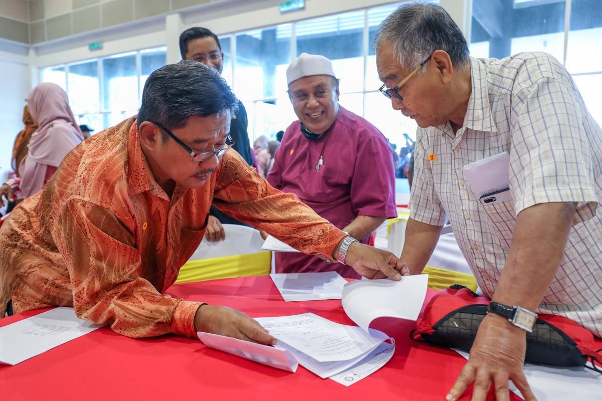 Penduduk Taman Keramat lega hak milikan tanah dilanjut hingga 99 tahun