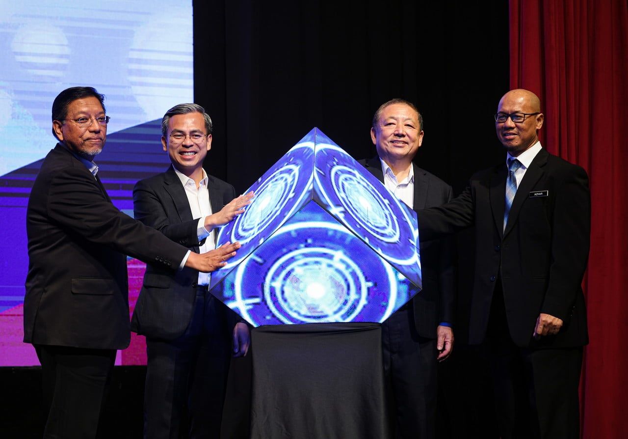 研究快递业执照与底价课题 法米：确保不加重人民负担