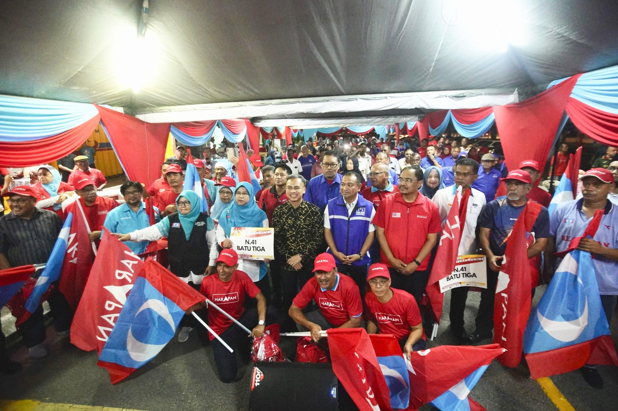 Pelancaran jentera pilihan raya DUN Batu Tiga meriah, penuh semangat