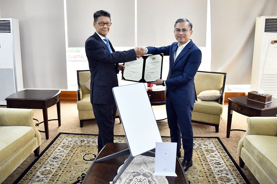 Starlink Internet services to be available at IPT, schools first