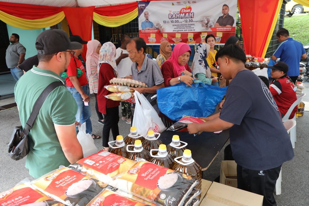 Jualan murah diteruskan di DUN Sementa, Kinrara 10 pagi ini