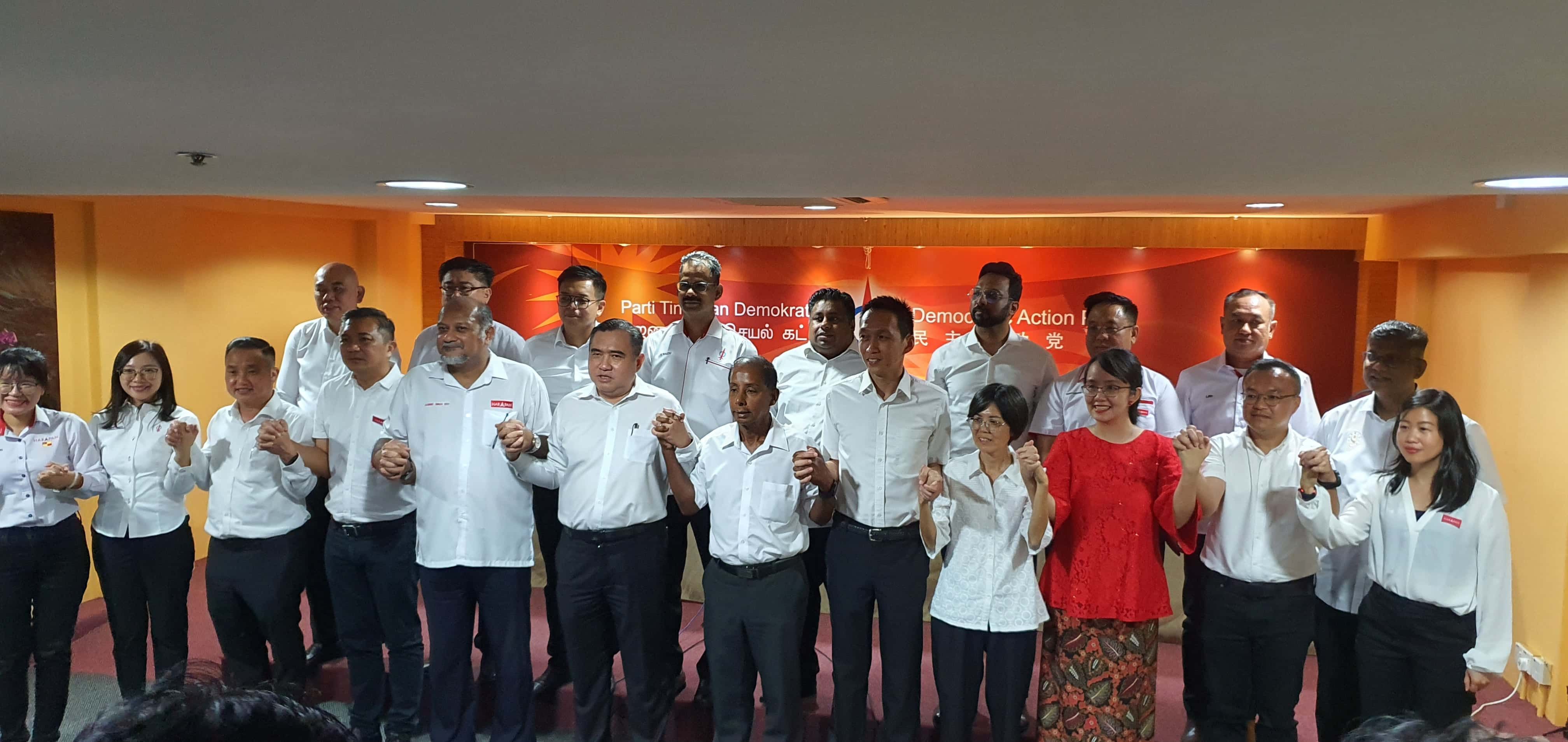 雪火箭候选人平均年龄43.6岁 女候选人占三分一