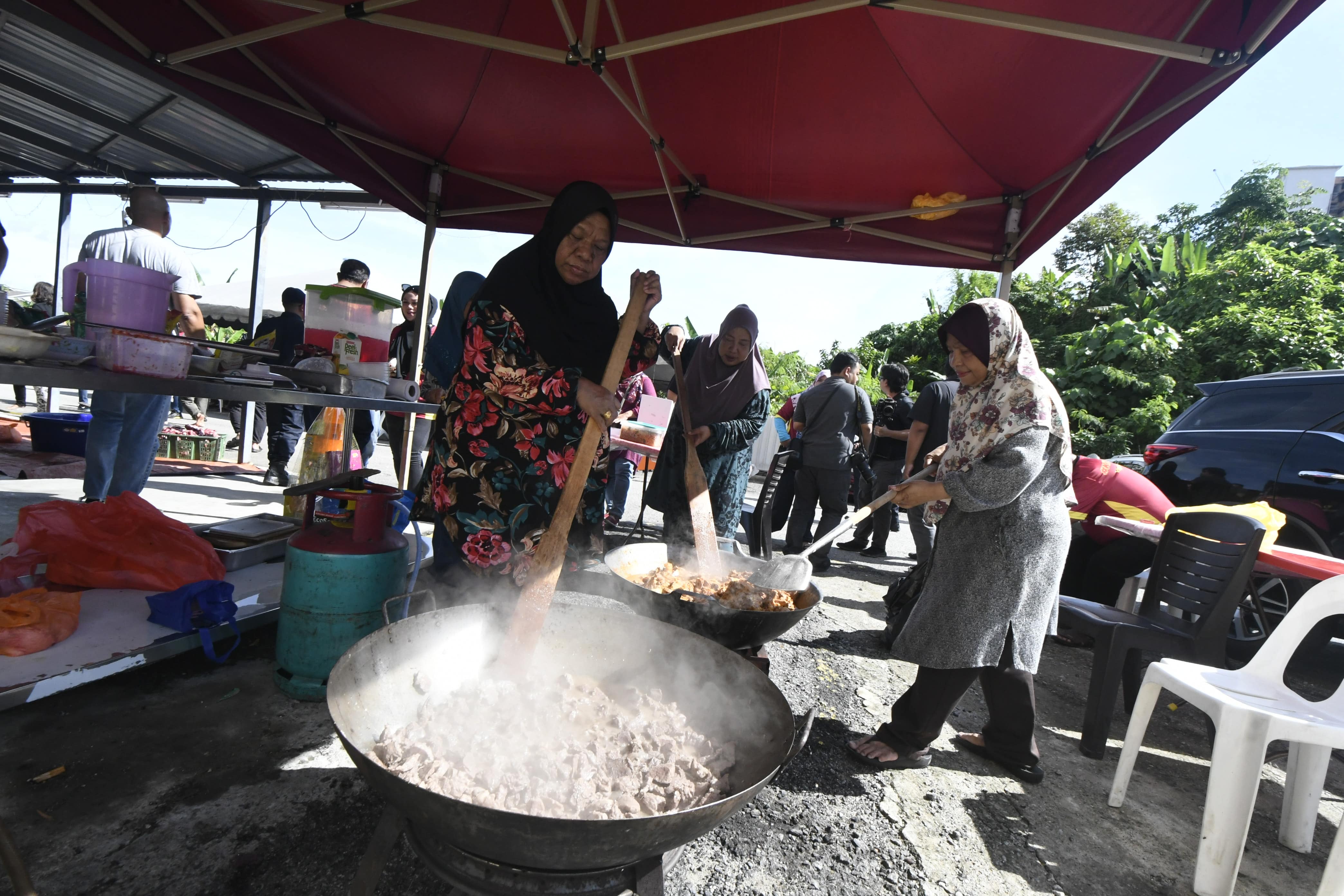Lemang durian, kari daging kerbau antara juadah istimewa sambut MB