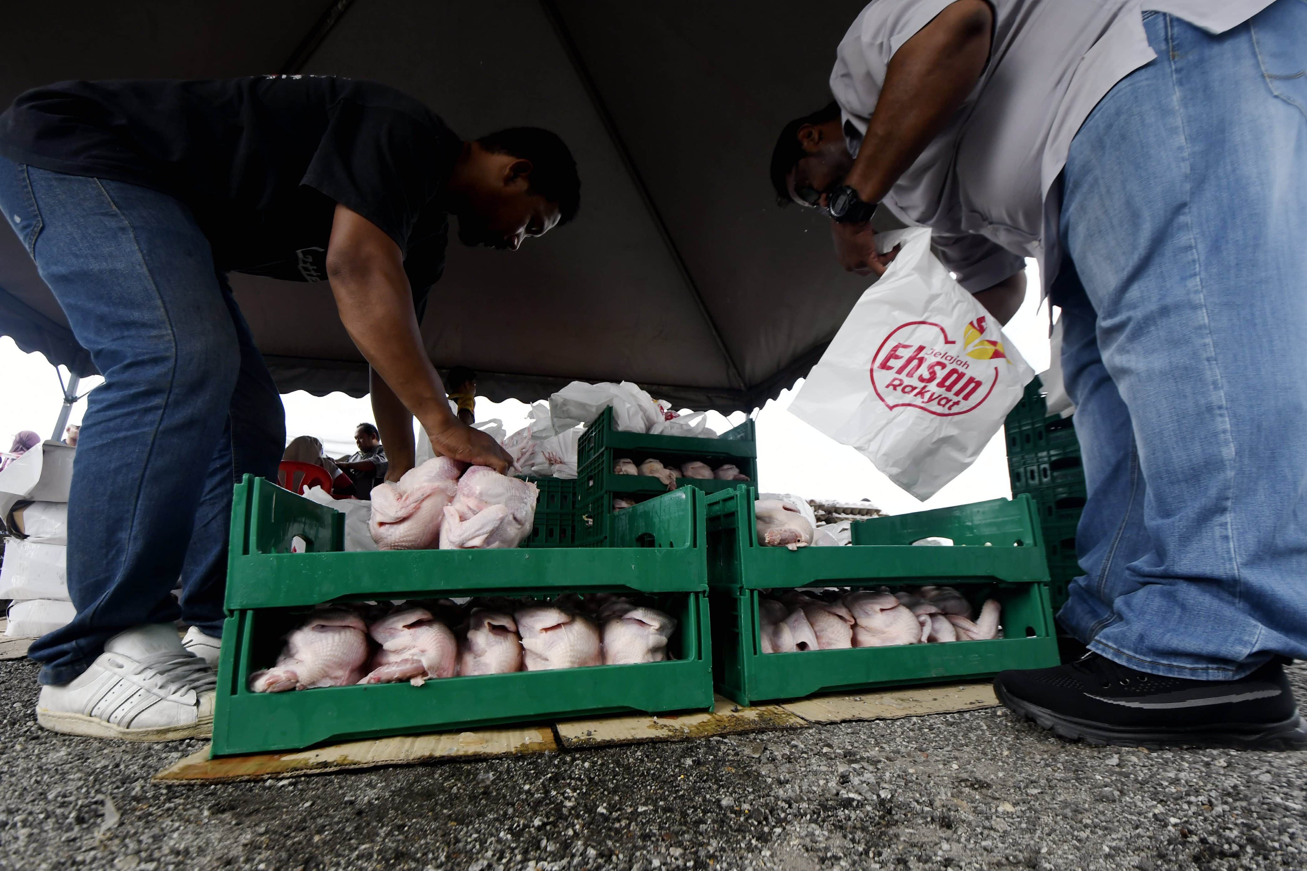 400 ekor ayam terjual dalam 45 minit di JER Kota Raja